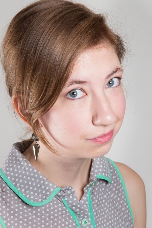 Liesel Hanson as Lenore