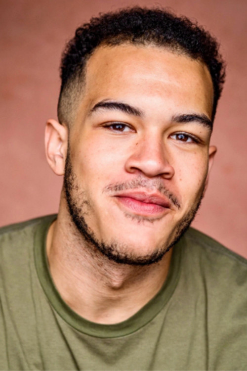 Kiren Kebaili-Dwyer as Fortinbras