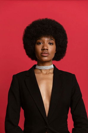 Bénie Boda as Martha