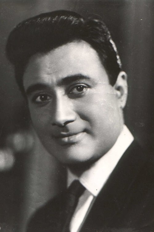 Dev Anand as Ramu