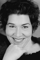 Rae Ellen Bodie as Francine