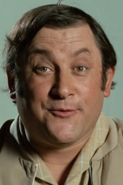 Yves Elliot as 2e voyageur