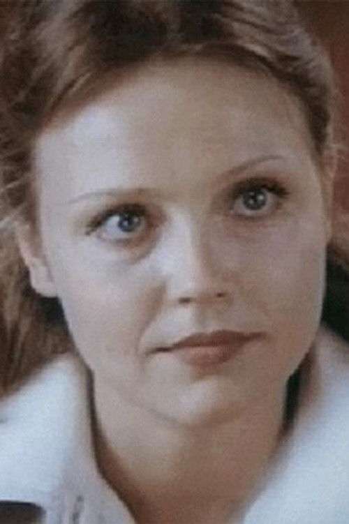 Lyudmila Alyokhina as Semyon's wife