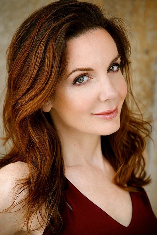 Hélène Cardona as Arlette