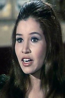 Shahira Abd el-Salam as 