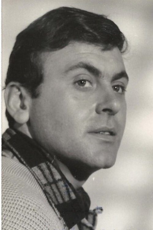 José Bastida as 