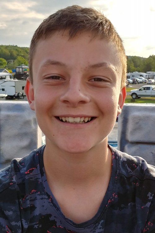 Félix Grenier as Tyler