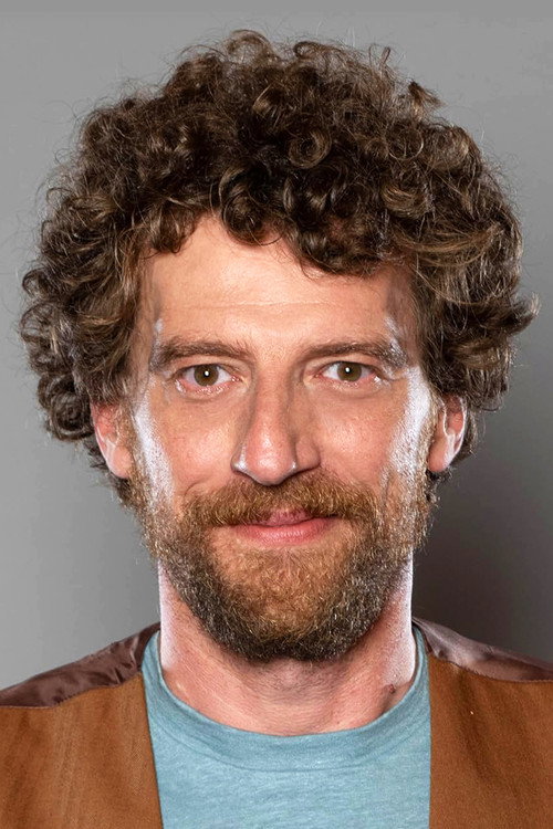 Maurizio Lastrico as Agente