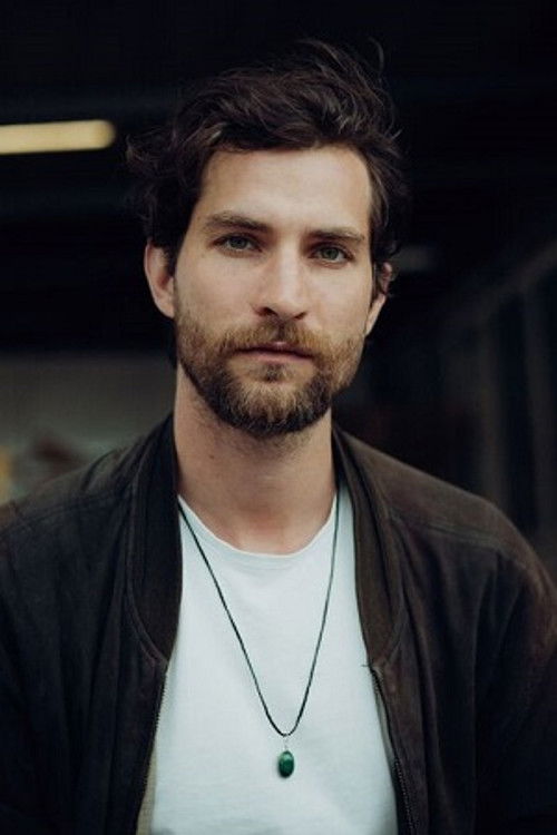 Yasmani Stambader as Max