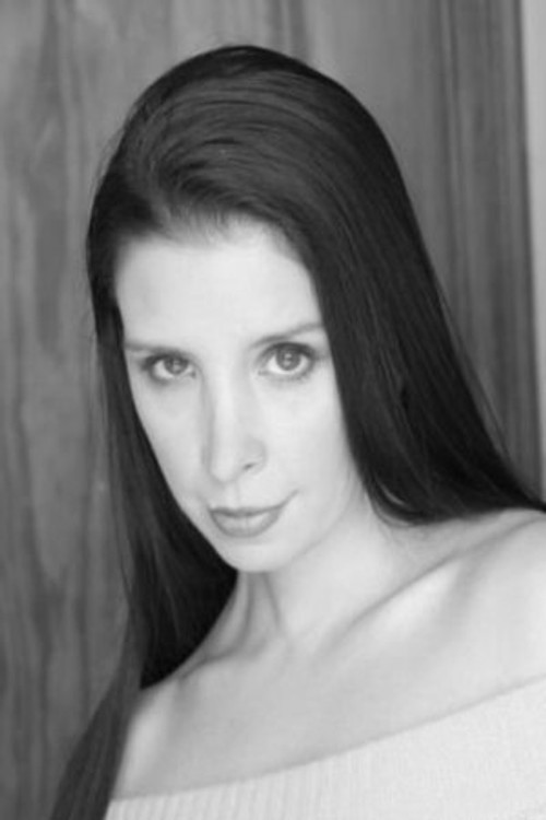 Noel Francomano as Lizzie Crewes