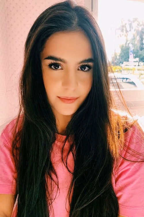 Ana Paula Capetillo as 