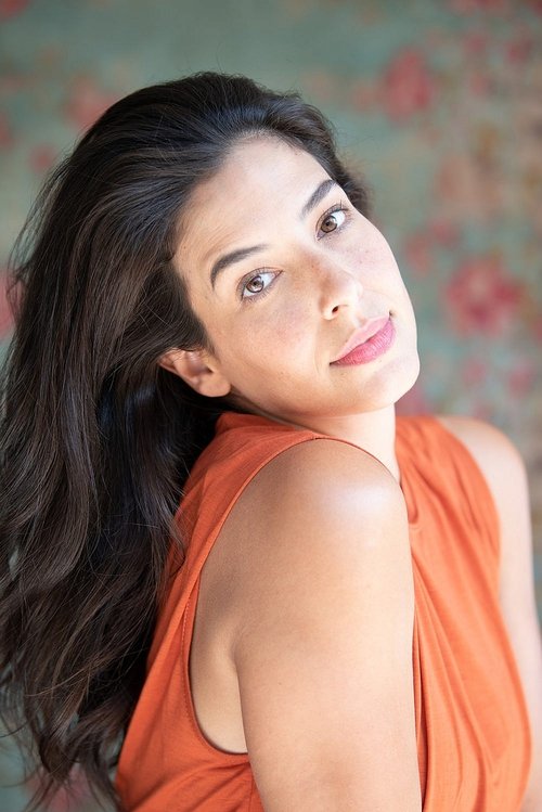 Dawn Lanny-Gabay as Roni Malki