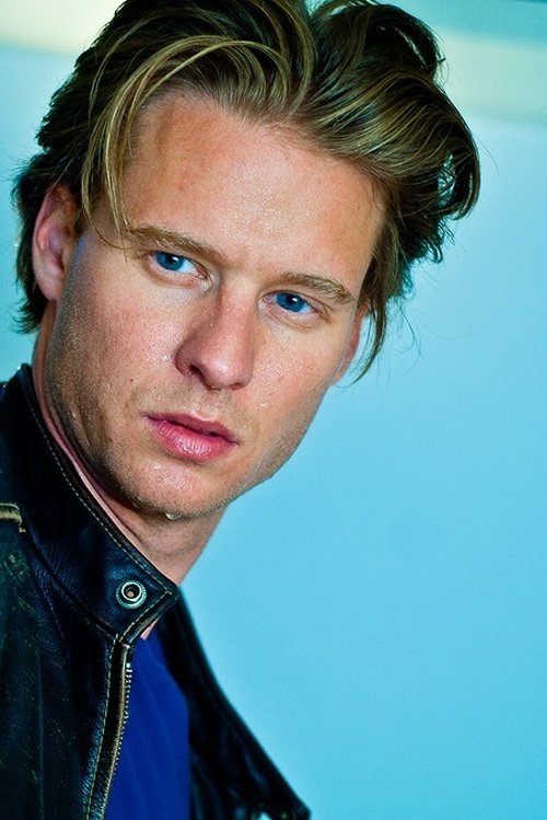 Matt Bellefleur as Wade