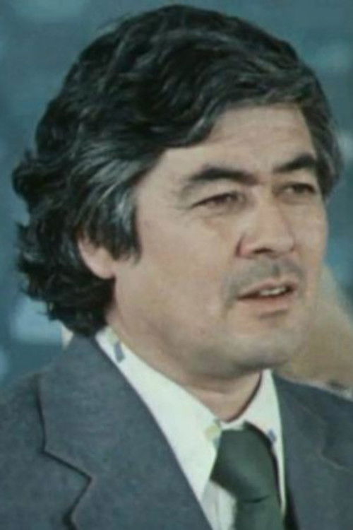 Tugan Redzhimetov as Лохари