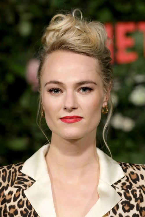 Jessica Madsen as Annie Knox