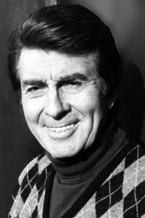 Antonio Prieto as Joaquín Frías