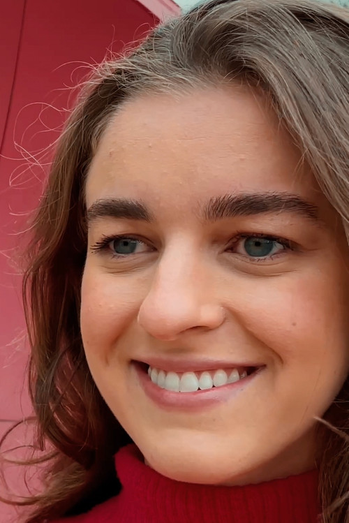 Laura Werneck as Namorada