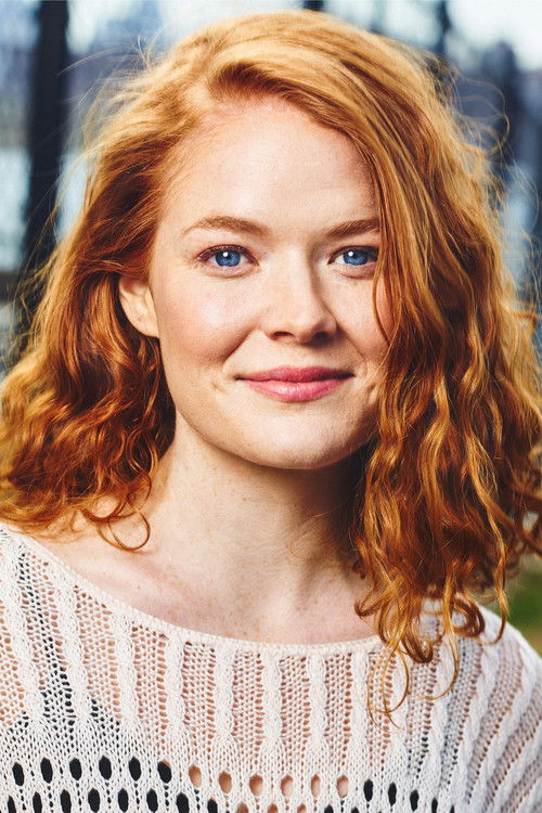 Crosby Fitzgerald as Edie