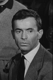 Georges Pierre as L'opérateur du Son et Lumière