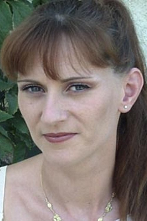 Pascaline Girardot as Fille hôtel