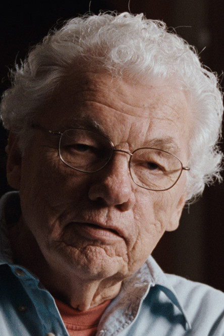 Gordon Willis as Self