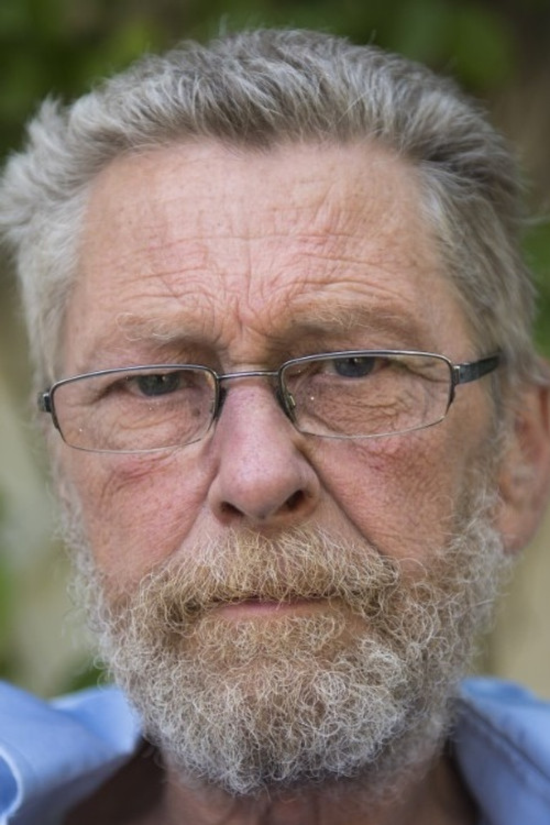 Jan Edgar Fjell as Edgar