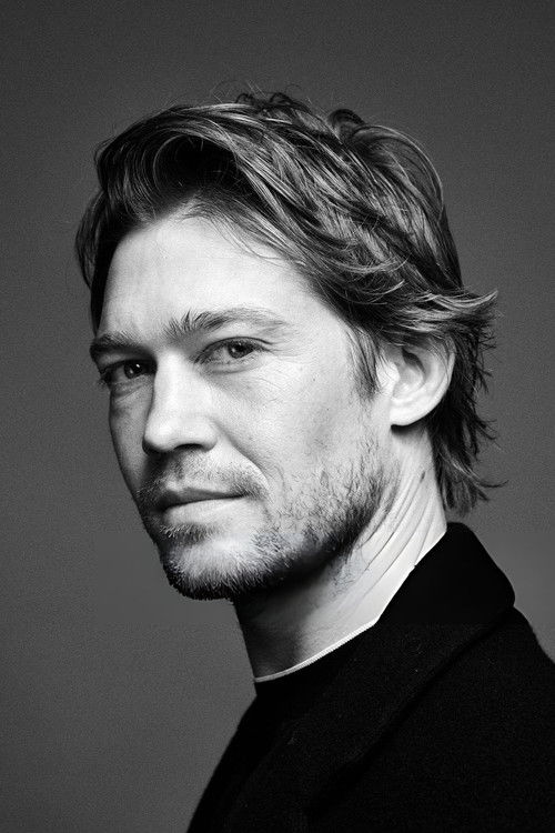 Joe Alwyn as Laertes