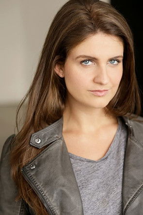 Alexandra Fugère as Frank's Girlfriend