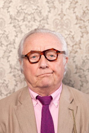 Aart Staartjes as Berthold