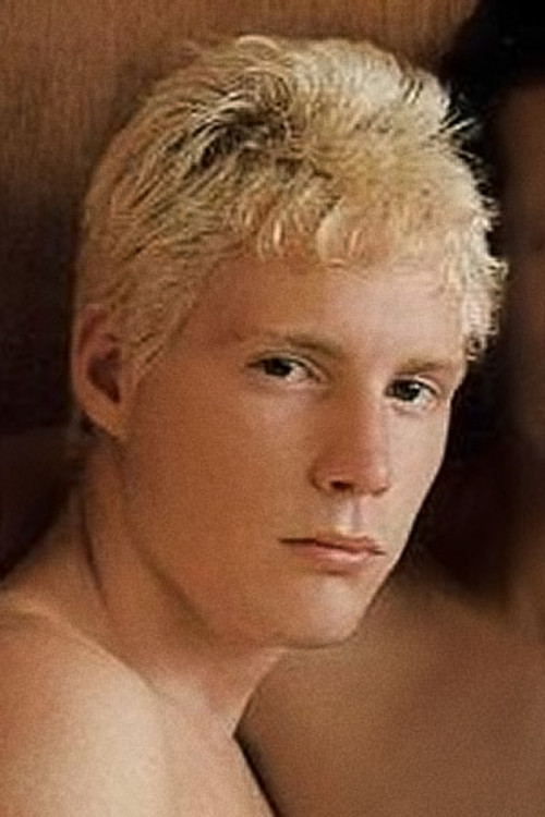 Peter Waves as the apprentice