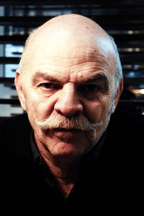 Martín Caparrós as 