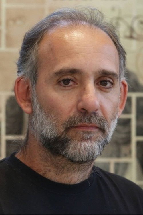 Marcelo Lazzaratto as 