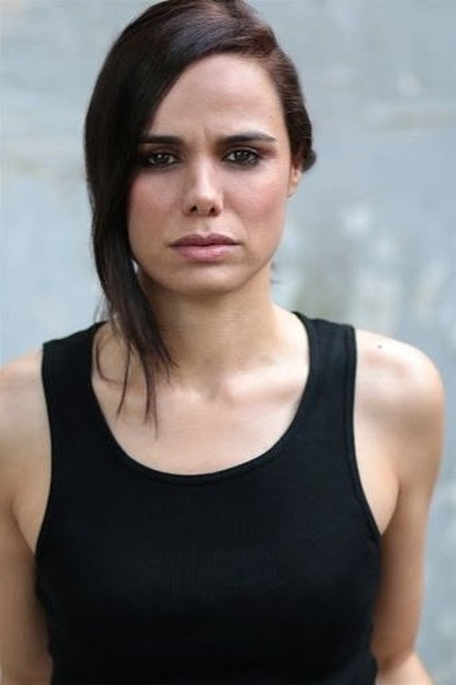 Mélissa Mars as Salinas