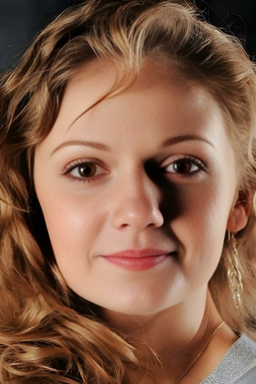 Aleksandra Bogdanova as Olya