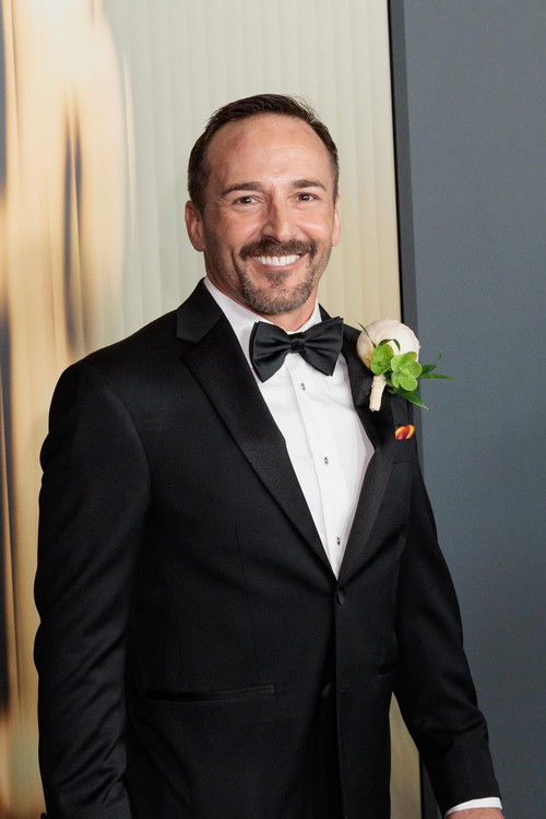 Jayson Dumenigo as Junior (as Jason Dumenigo)