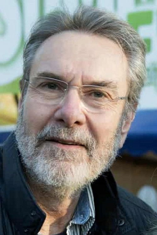 Morten Hovman as Viggo - Bank robber