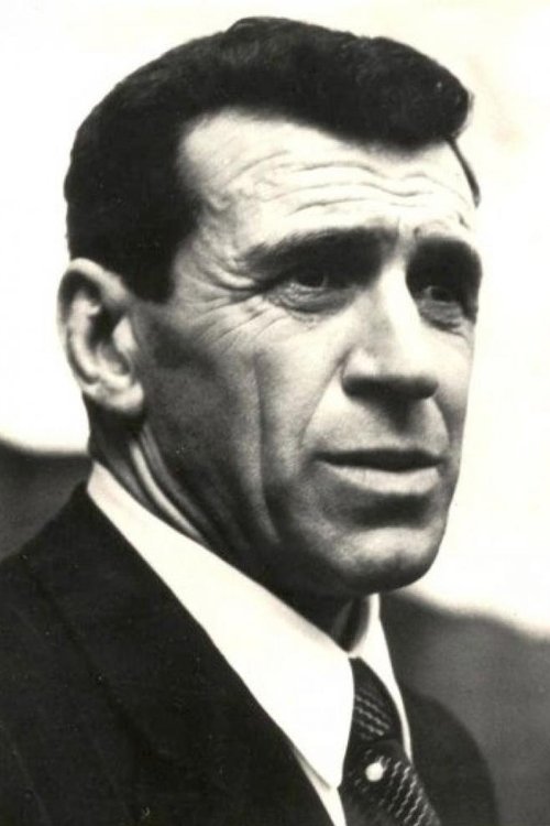 František Peterka as Francis Owens