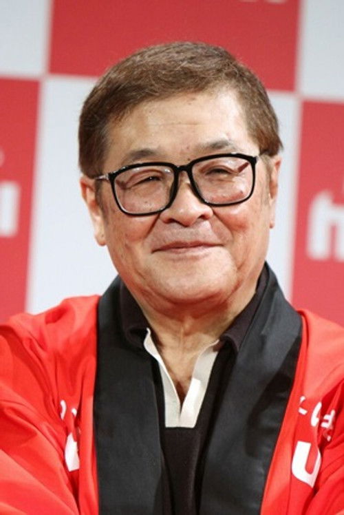 Koji Nakamoto as Kosuke Nakamoto