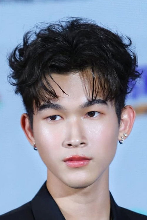 Phumhirun Boonpa as Self