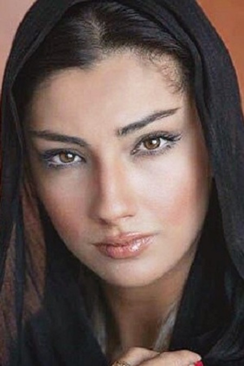 Mahya Dehghani as Maryam
