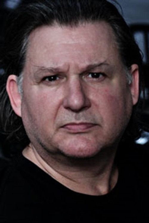 Jean-Quentin Châtelain as Yvon