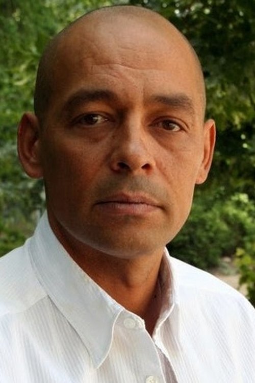 Gunther Germain as René