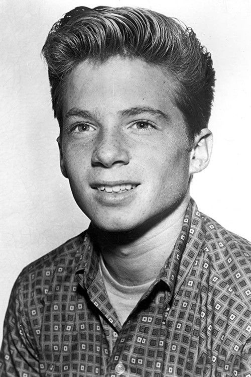 Bobby Diamond as Rod