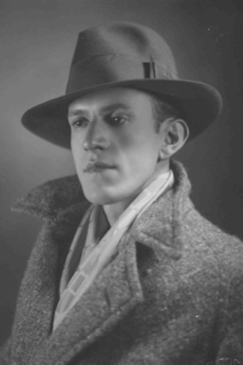 Brutus Pedreira as Second man