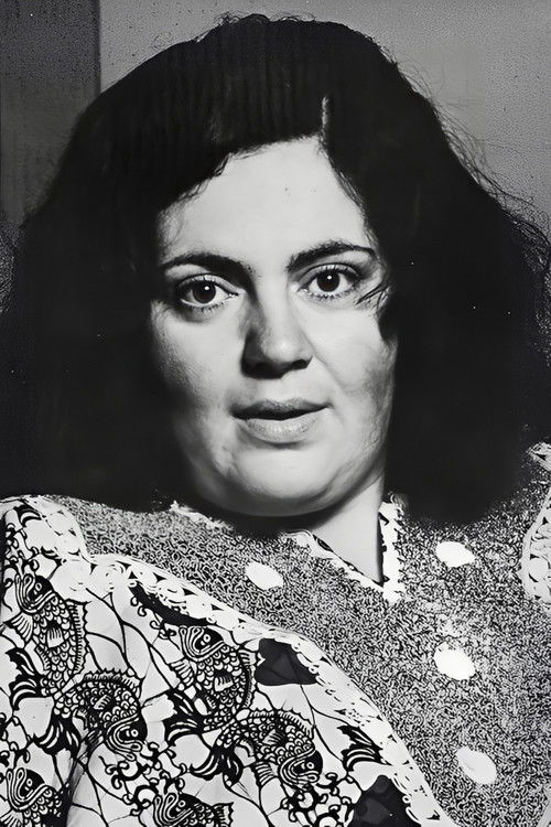 Marilena Cury as Nadja Hayala