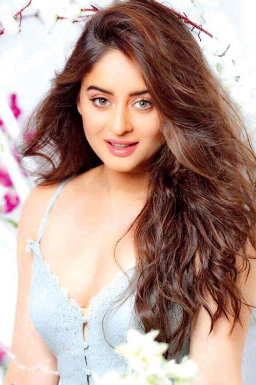Mahhi Vij as Kalyani