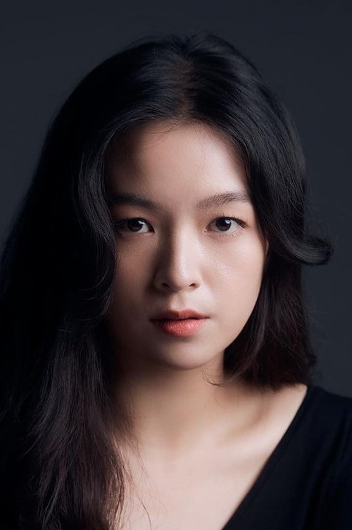 Amber Yan Cheung as Boss Wong's Daughter