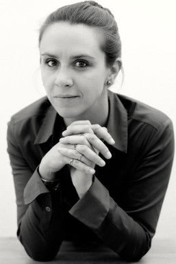 Paris Langle as Sophie