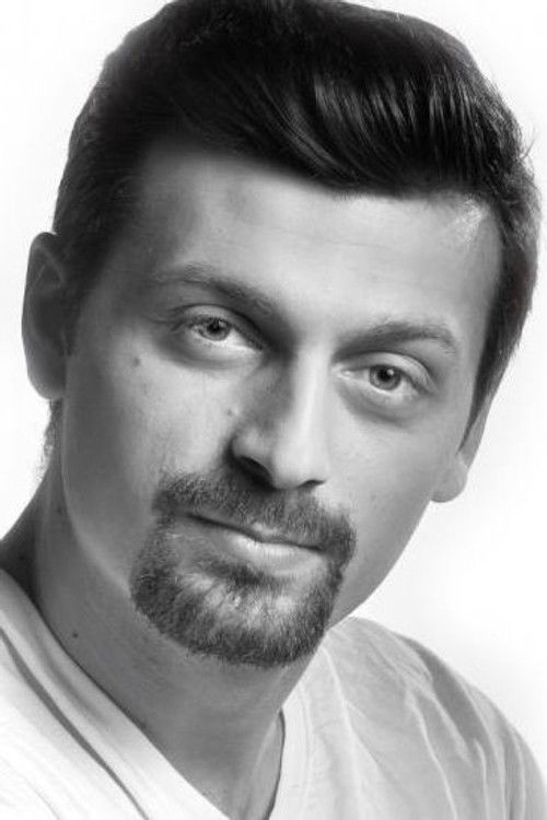 Krisztián Rózsa as Rendőr