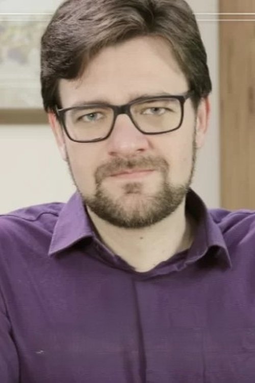 Clístenes Fernandes as Entrevistado